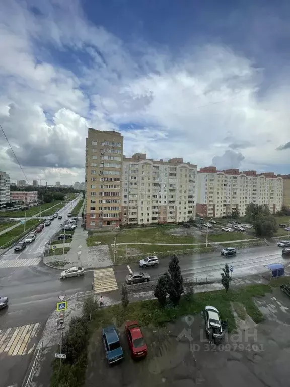 3-к кв. Омская область, Омск ул. Ватутина, 33 (72.2 м) - Фото 1