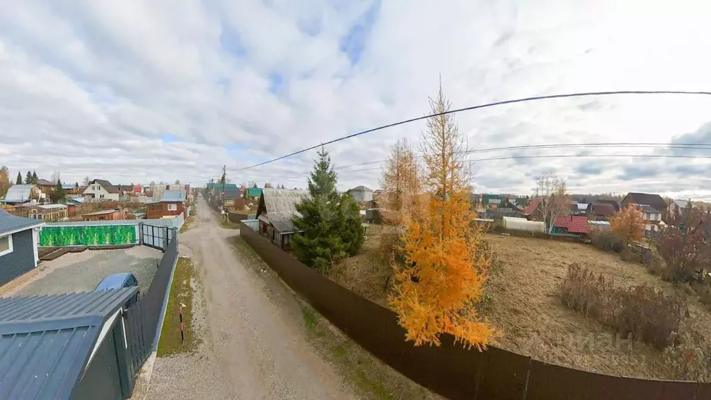 Участок в Тюменская область, Тюмень Металлист СНТ, ул. Центральная, ... - Фото 1