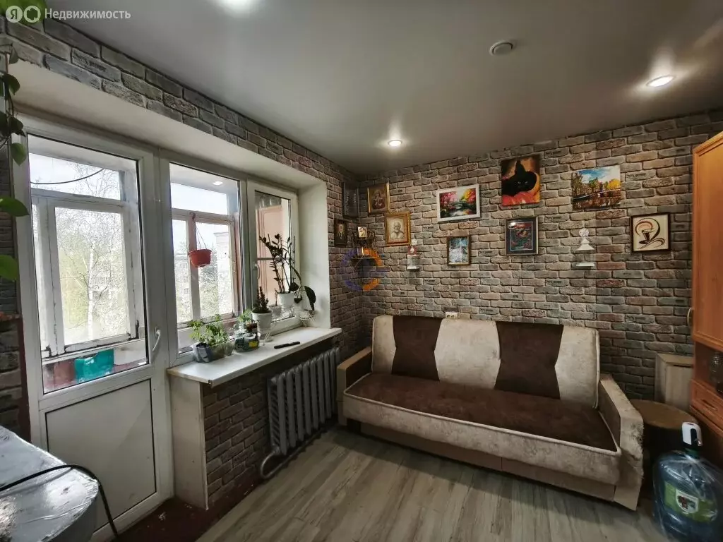 2-комнатная квартира: Великий Новгород, улица Белова, 11 (45 м) - Фото 1