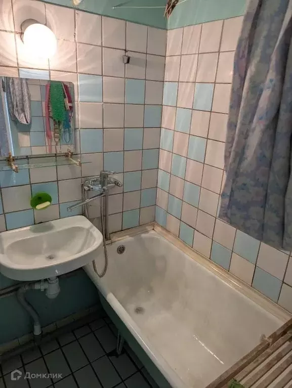 Продаётся 4-к квартира, 64.1 м - Фото 0