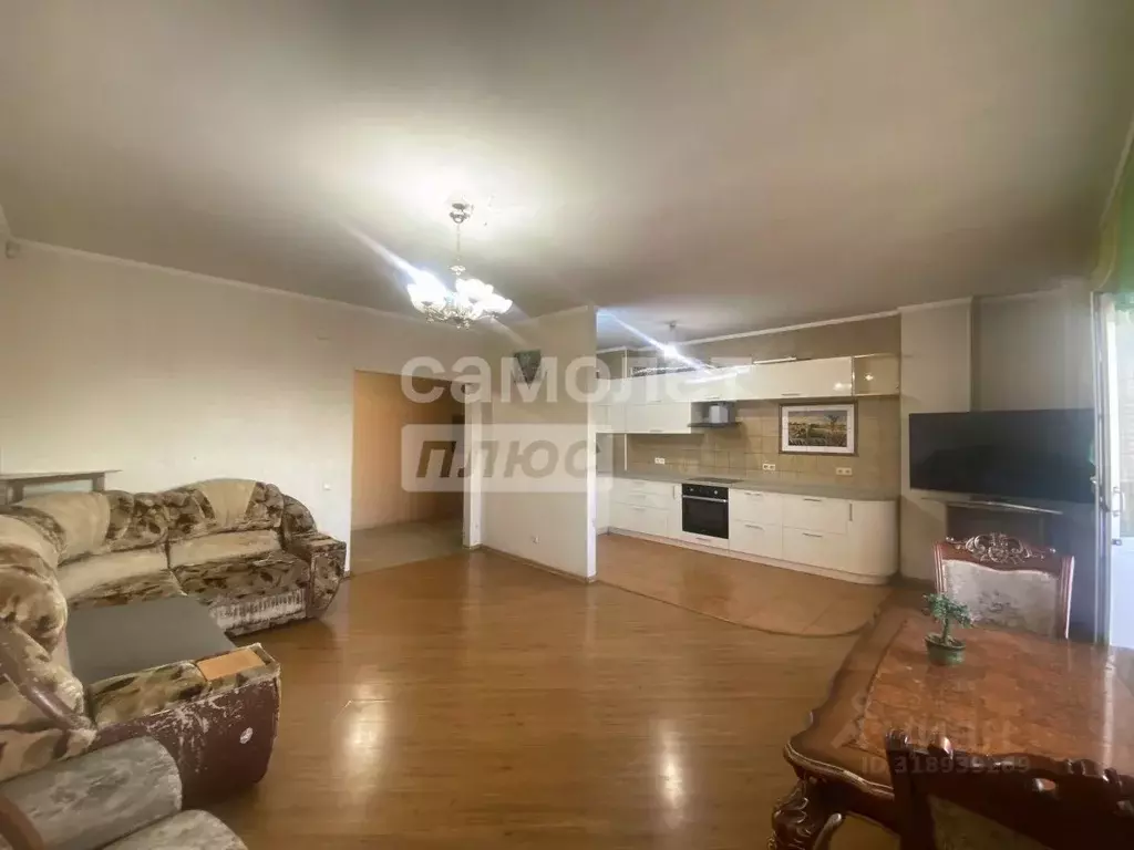 3-к кв. Иркутская область, Иркутск Байкальская ул., 105 (94.0 м) - Фото 0