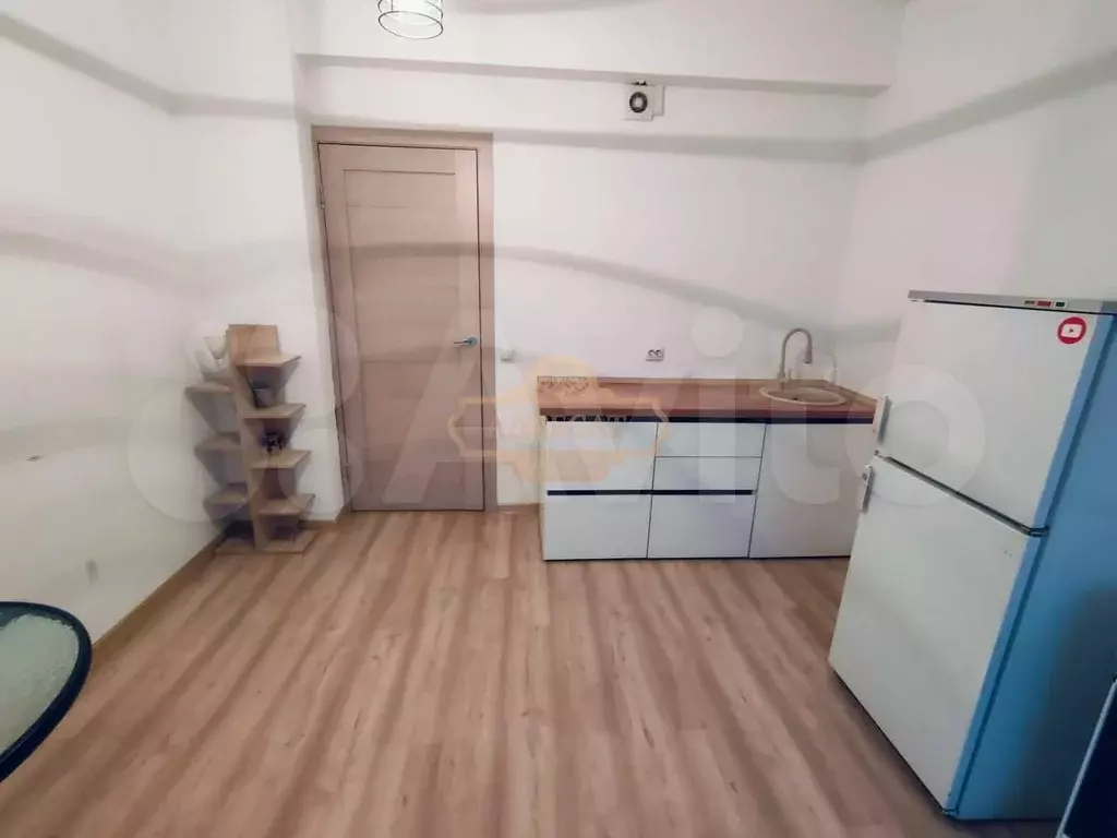 1-к. квартира, 35,6 м, 4/4 эт. - Фото 0