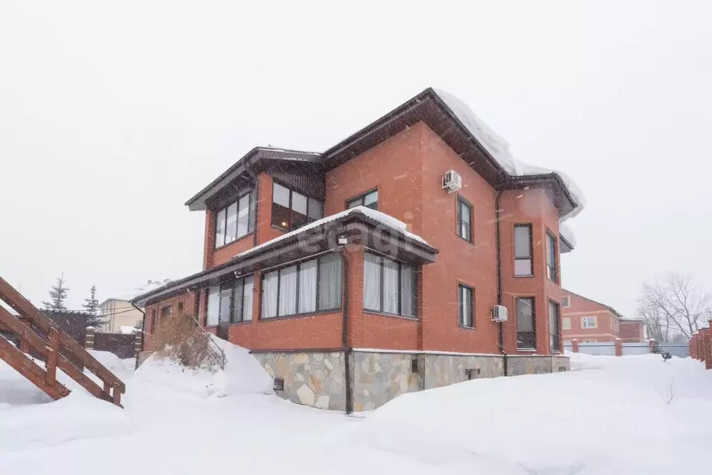 Дом в Пермский край, Пермь Горловская ул., 55 (500 м) - Фото 1