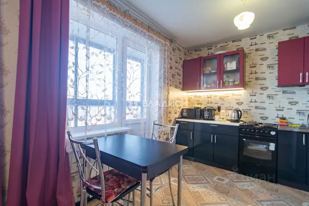 1-к кв. Карелия, Петрозаводск ул. Братьев Озеровых, 12 (37.9 м) - Фото 0