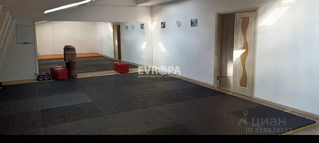 Помещение свободного назначения в Ульяновская область, Ульяновск ... - Фото 0
