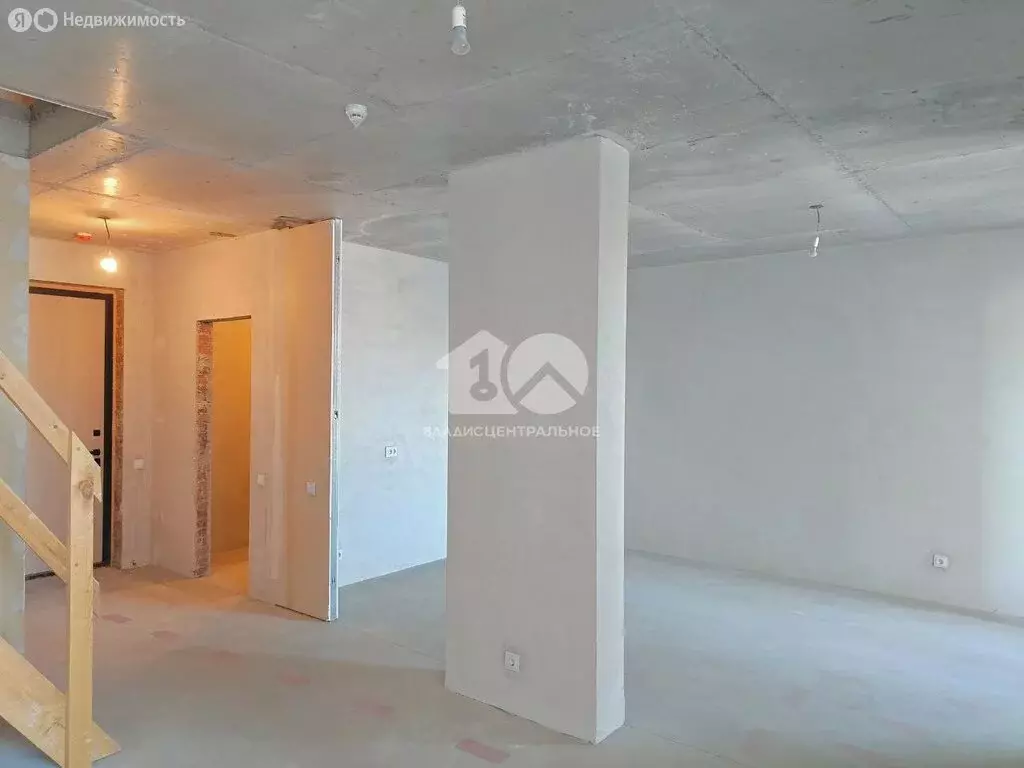 3-комнатная квартира: Новосибирск, улица Семьи Шамшиных, 93 (77 м) - Фото 2