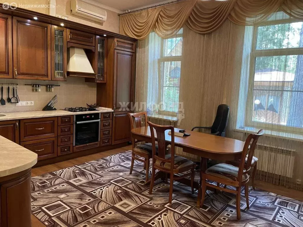 Дом в Новосибирск, Заельцовский район (360.5 м) - Фото 0