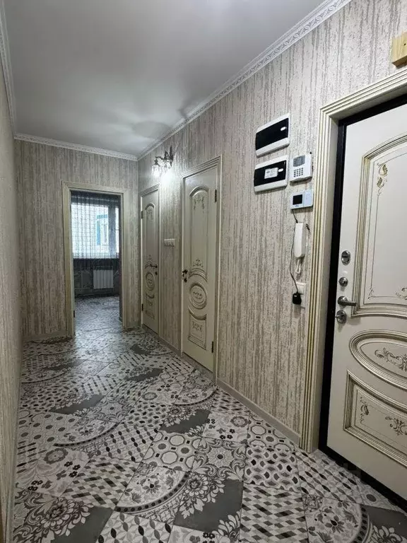Квартира, 3 комнаты, 74.8 м - Фото 0