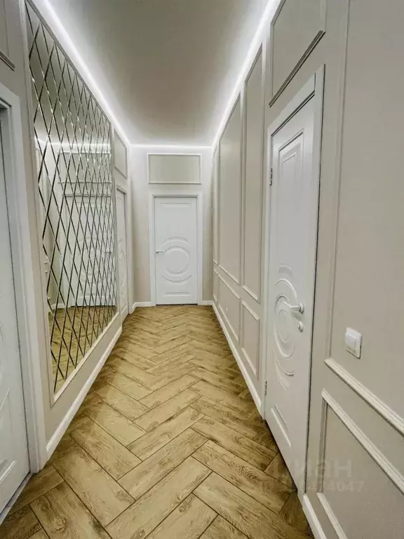 2-к кв. Удмуртия, Ижевск ул. Героя России Ильфата Закирова, 14 (65.0 ... - Фото 1