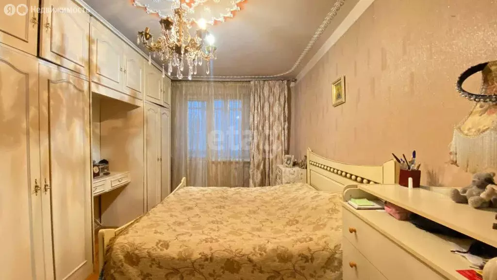 3-комнатная квартира: Нальчик, улица Кирова, 1В (74.4 м) - Фото 1