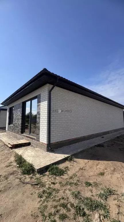 Дом в Саратовская область, д. Долгий Буерак ул. Центральная, 40 (144 ... - Фото 1