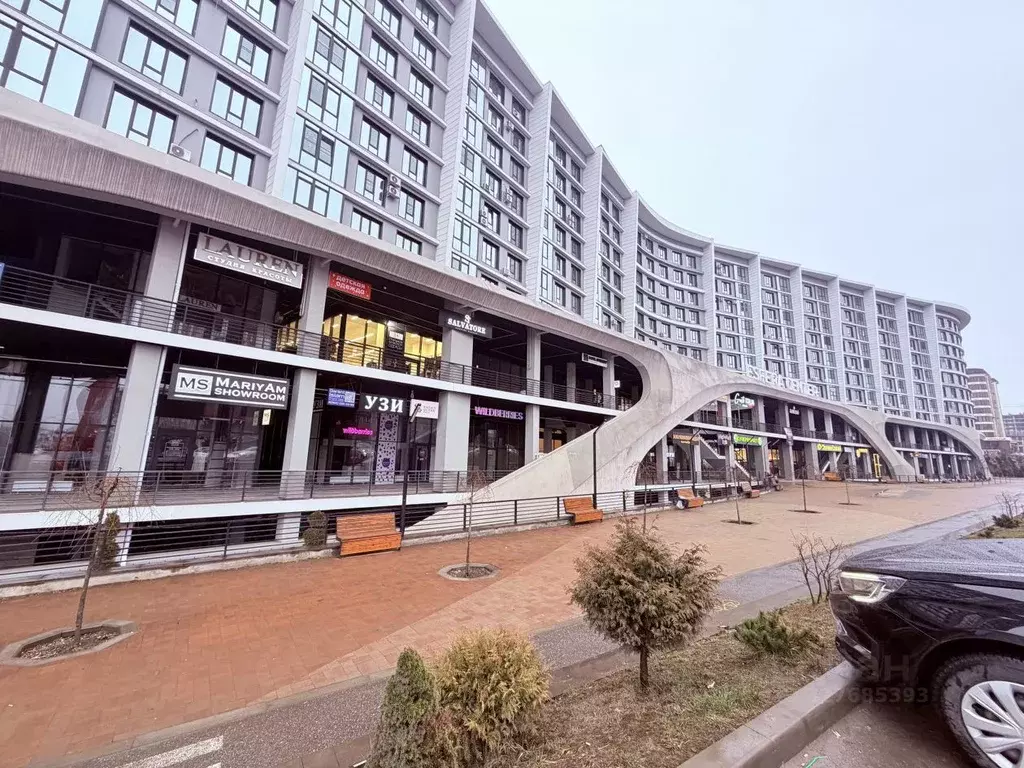 Торговая площадь в Кабардино-Балкария, Нальчик ул. Тлостанова (52 м) - Фото 1