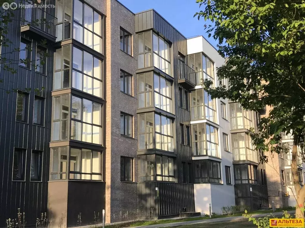 2-комнатная квартира: Калининград, улица Ломоносова, 52 (61.81 м) - Фото 0