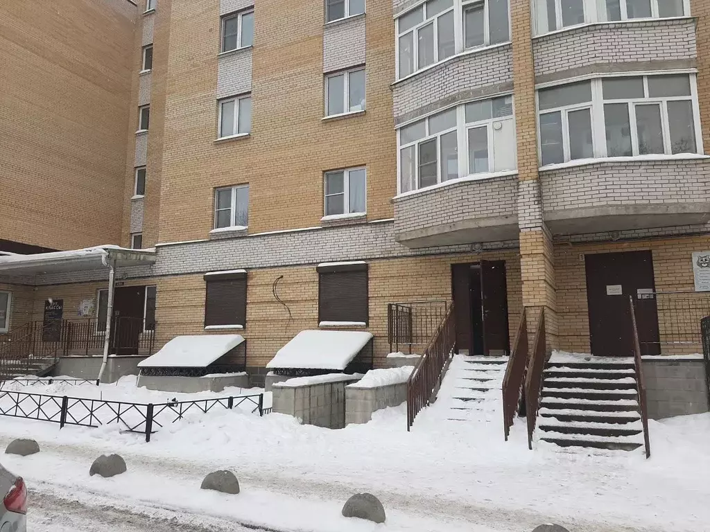 Помещение свободного назначения в Ленинградская область, Гатчина ул. ... - Фото 1