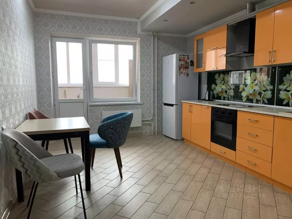 2-к кв. Краснодарский край, Краснодар ул. Димитрова, 3/1 (71.0 м) - Фото 1