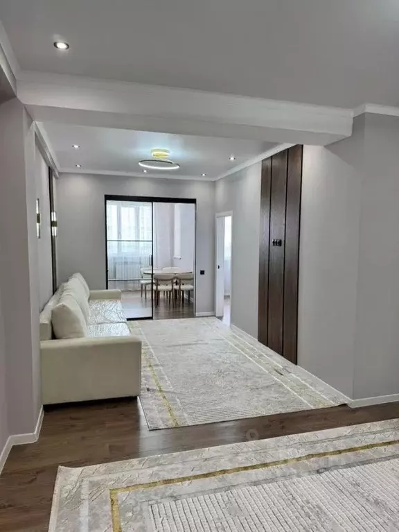 2-к кв. Татарстан, Казань ул. Назиба Жиганова, 2А (70.0 м) - Фото 1