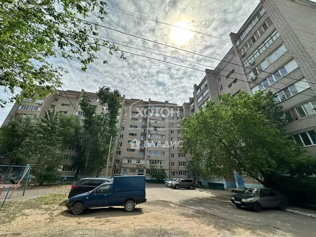 3-комнатная квартира: Элиста, 6-й микрорайон, 11 (66 м) - Фото 1