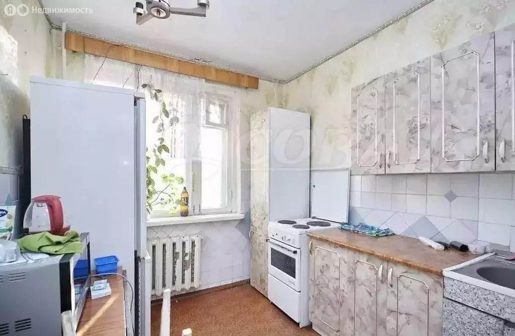 2-комнатная квартира: Тюмень, улица Щорса, 10 (49 м) - Фото 1