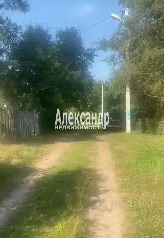 Участок в Ленинградская область, Гатчинский муниципальный округ, д. ... - Фото 1