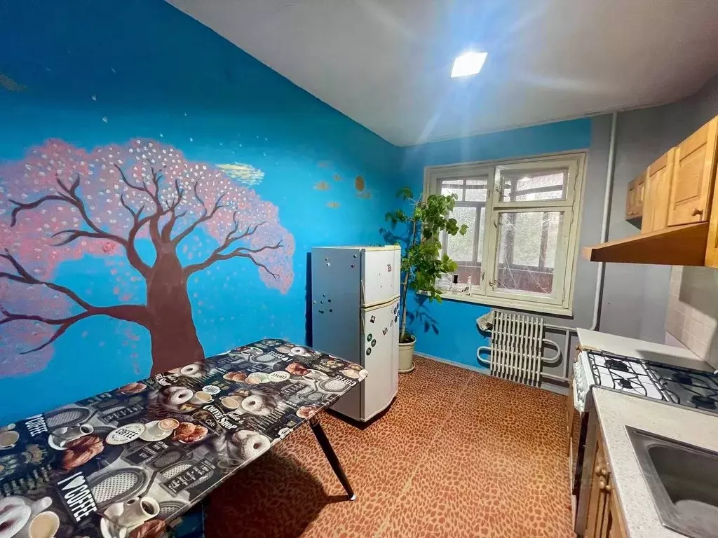 1-к кв. Волгоградская область, Волгоград ул. Кирова, 96 (42.0 м) - Фото 1