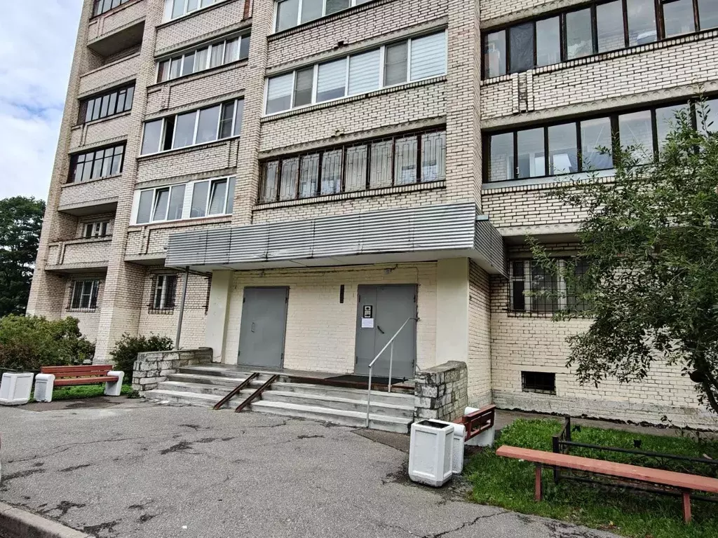 3-к кв. Санкт-Петербург ул. Нахимова, 7к3 (75.1 м) - Фото 1