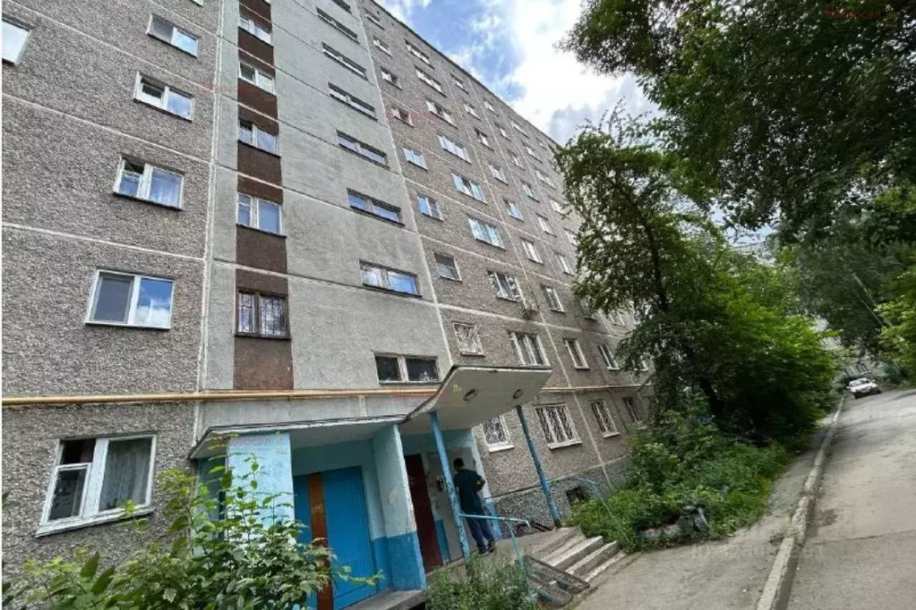 Комната Свердловская область, Екатеринбург ул. Пехотинцев, 12 (19.0 м) - Фото 1