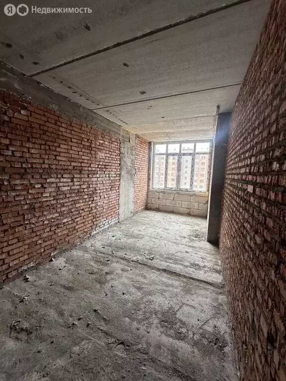2-комнатная квартира: Владикавказ, улица Курсантов-Кировцев, 4А (77 м) - Фото 1