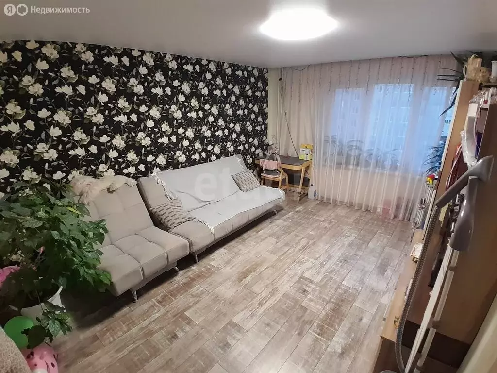 3-комнатная квартира: Ижевск, улица Холмогорова, 16 (54.4 м) - Фото 2