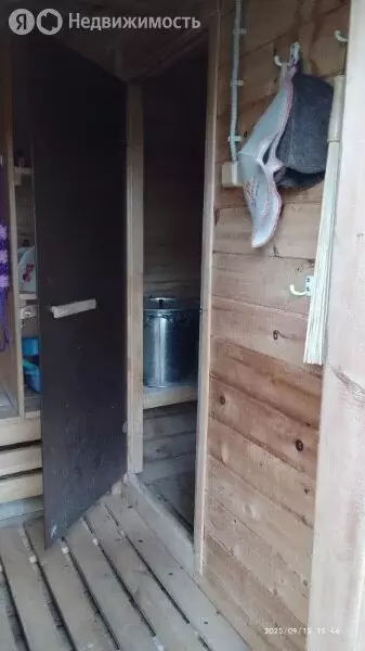 Дом в Иглинский район, Акбердинский сельсовет, СНТ Южный, улица ... - Фото 0