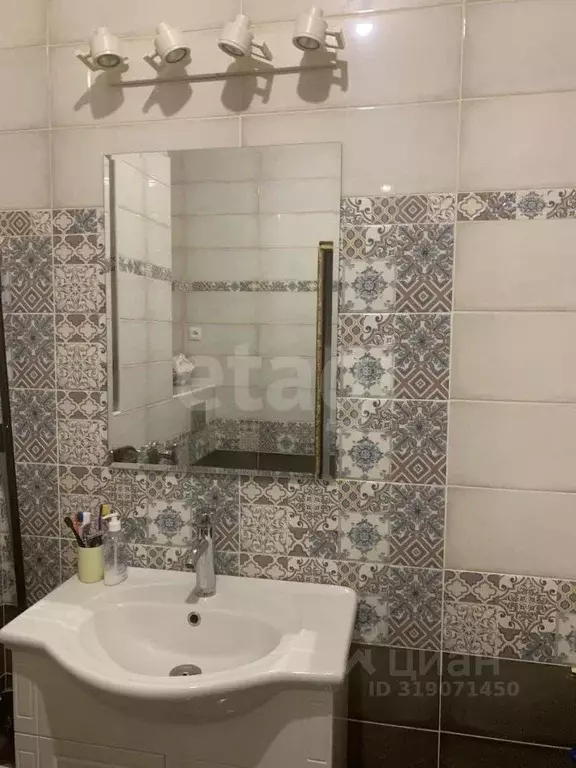 2-к кв. Ханты-Мансийский АО, Сургут ул. Семена Билецкого, 1 (72.0 м) - Фото 0