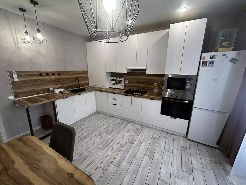 Дом в Курская область, Курский район, Новопоселеновский сельсовет, д. ... - Фото 1