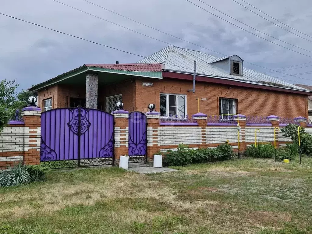 Дом в Алтайский край, Бийск ул. Красильникова, 128 (161 м) - Фото 1