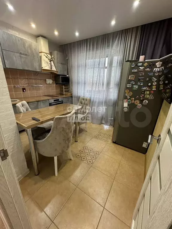 2-к. квартира, 61 м, 6/9 эт. - Фото 0
