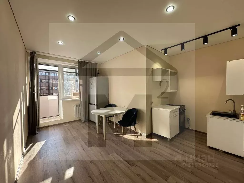 3-к кв. Хакасия, Абакан ул. Кирова, 185к2 (58.0 м) - Фото 1