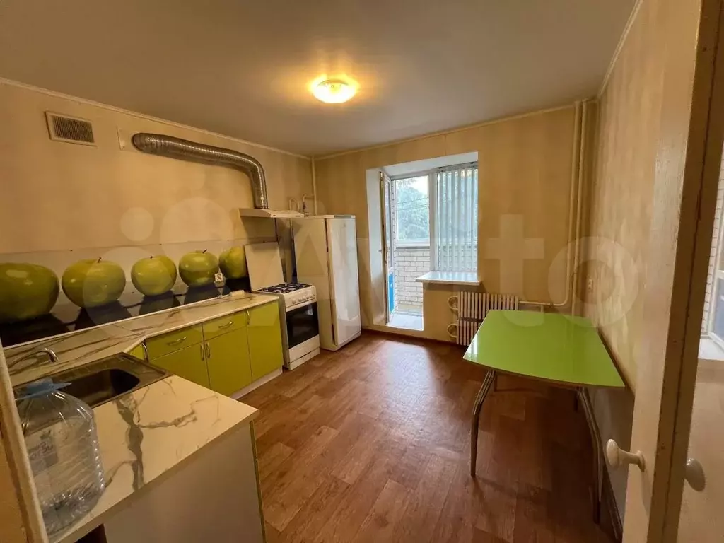 1-к. квартира, 42 м, 4/10 эт. - Фото 1