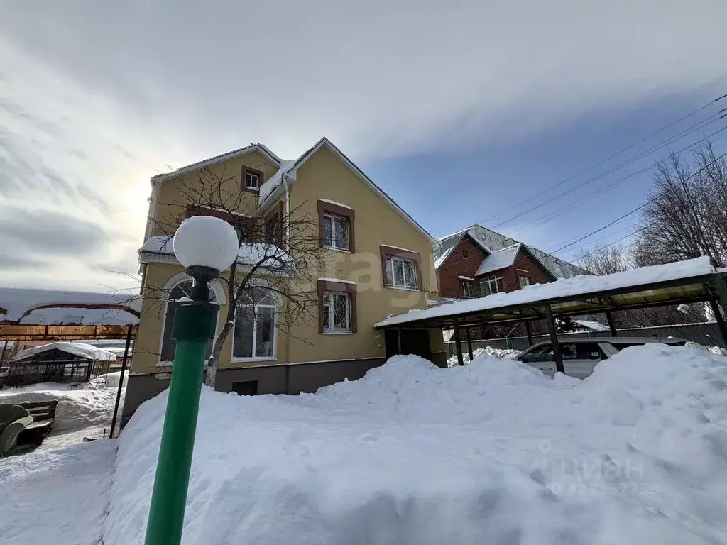 Дом в Татарстан, Альметьевск ул. Нариманова, 87 (223 м) - Фото 1