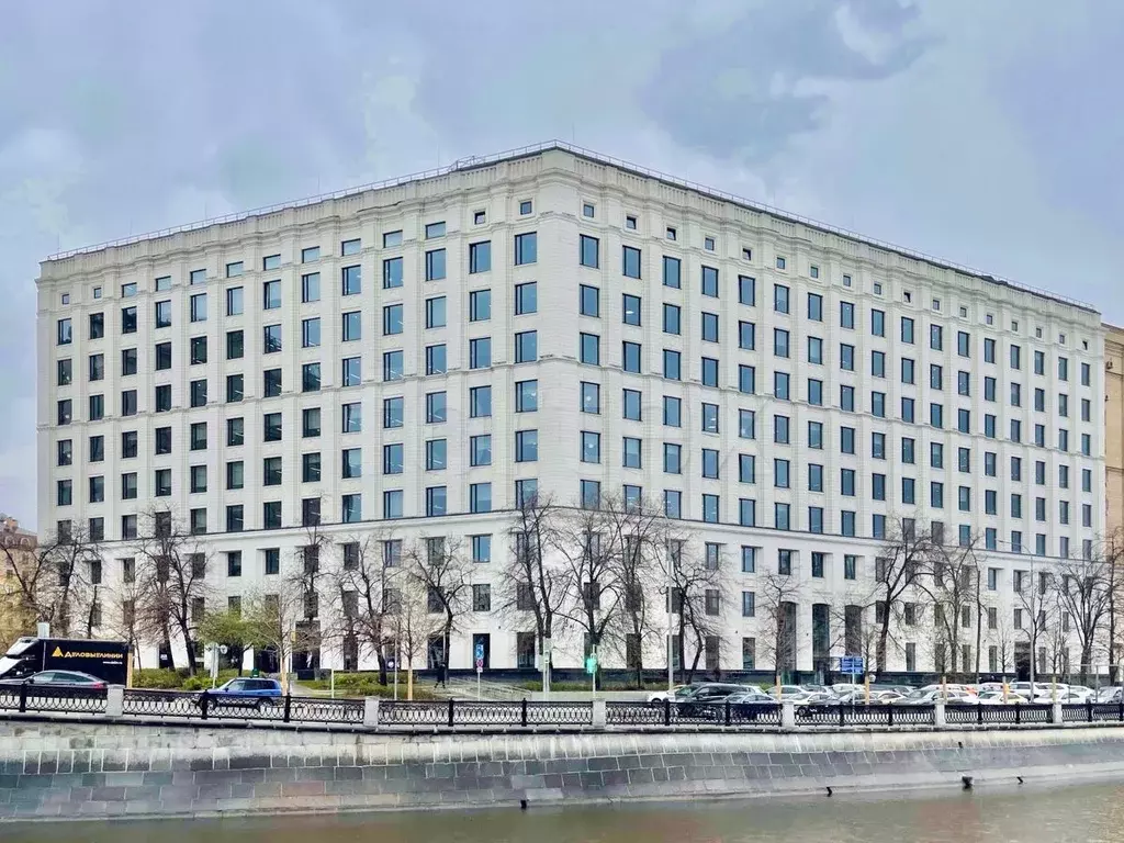 Офис в Москва Овчинниковская наб., 18/1С1 (765 м) - Фото 1