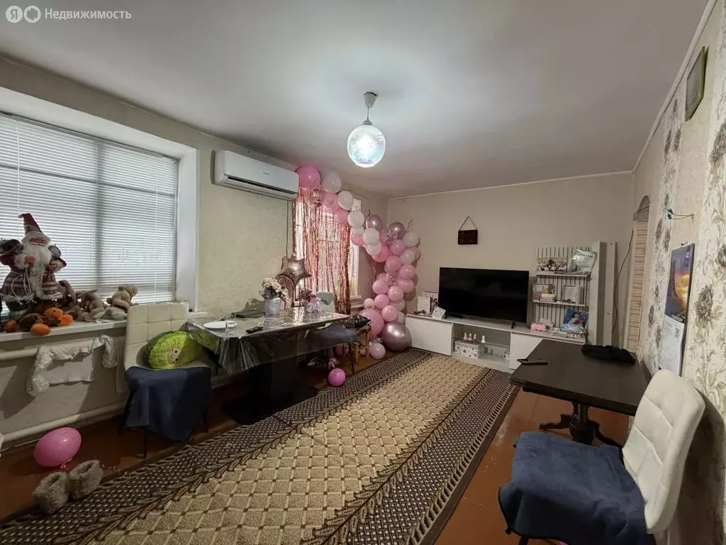 3-комнатная квартира: Джанкой, улица Парижской Коммуны, 13 (73.3 м) - Фото 2