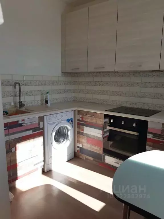 Студия Ленинградская область, Кировск Советская ул., 41 (27.0 м) - Фото 1