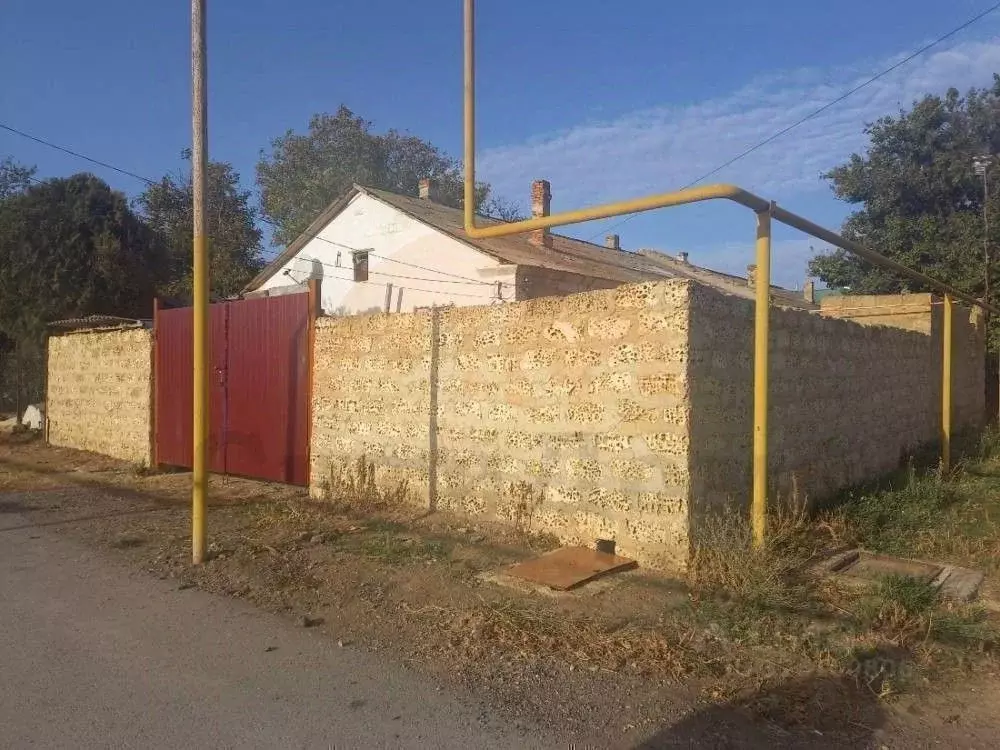 1-к кв. Крым, Сакский район, Охотниковское с/пос, с. Карьерное ул. ... - Фото 1