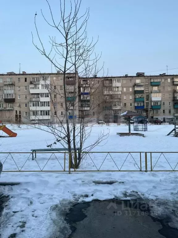 2-к кв. Челябинская область, Касли Стадионная ул., 87 (44.0 м) - Фото 1