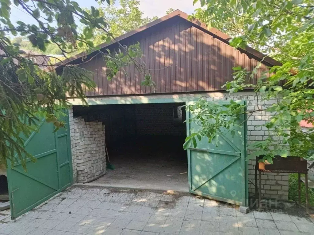 Дом в Саратовская область, Саратов проезд 2-й Уральский, 10 (160 м) - Фото 1