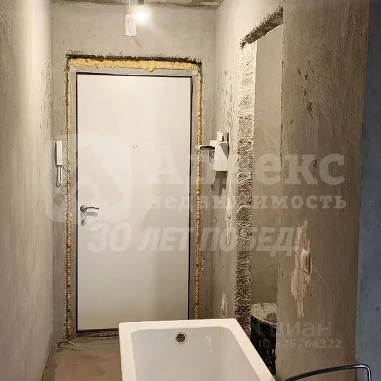 Студия Тюменская область, Тюмень ул. Новоселов, 113 (20.0 м) - Фото 1