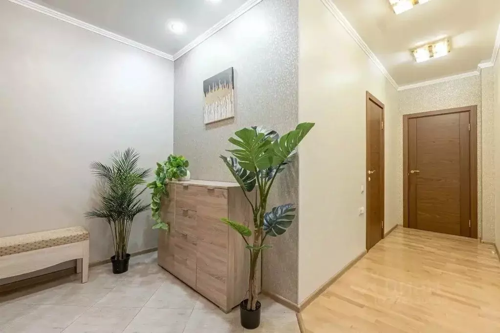 2-к кв. Татарстан, Казань ул. Мидхата Булатова, 5 (72.8 м) - Фото 2