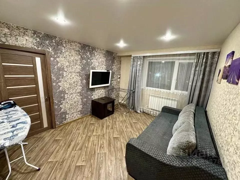 1-к кв. Красноярский край, пос. Солнечный ул. Солнечная, 2А (65.0 м) - Фото 2