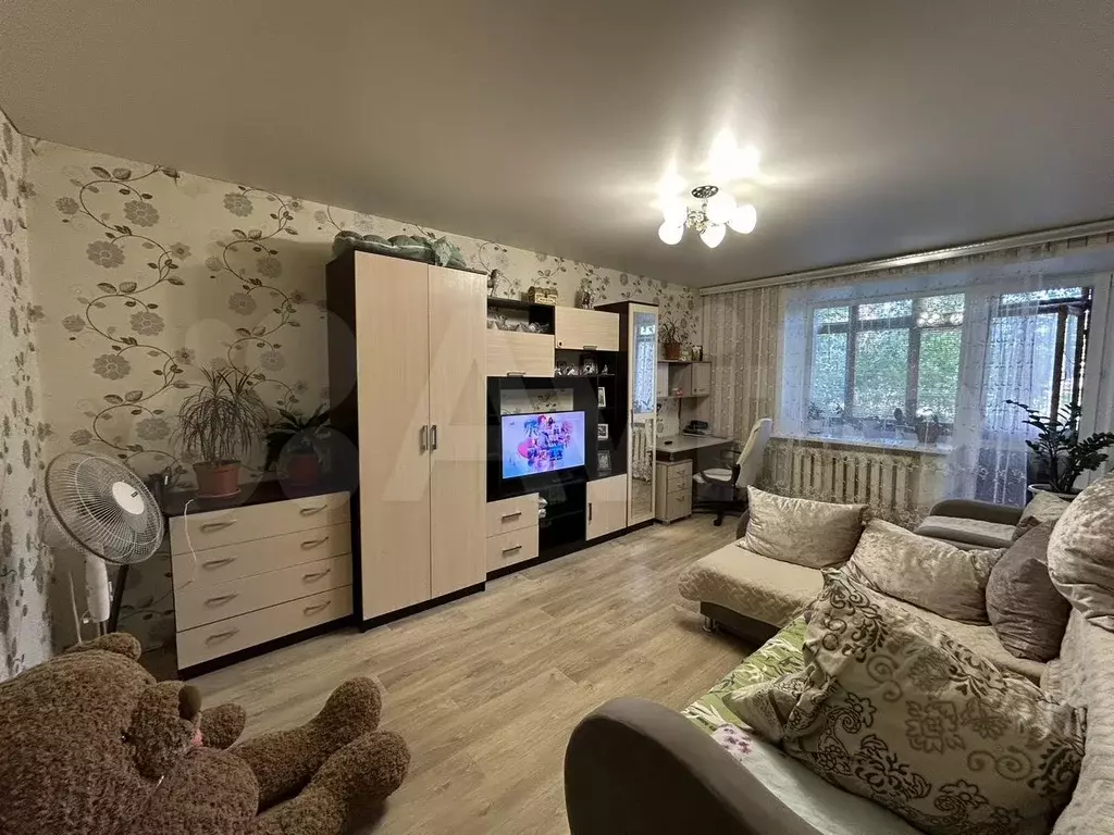 1-к. квартира, 32 м, 1/5 эт. - Фото 1