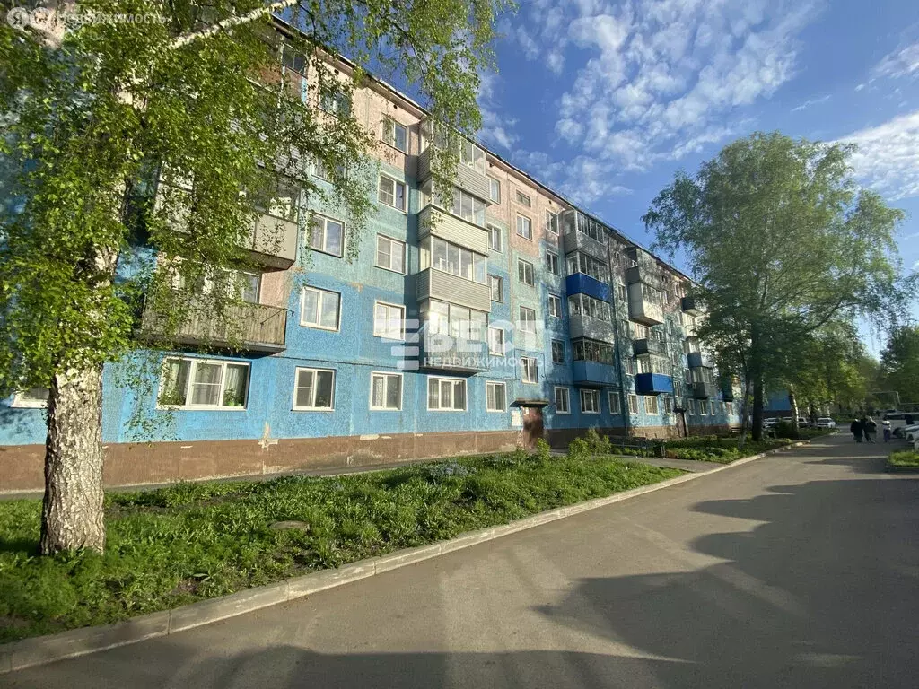 2-комнатная квартира: Полысаево, улица Космонавтов, 61 (46.1 м) - Фото 0