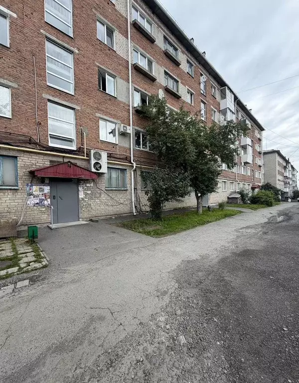 2-к кв. Свердловская область, Серов ул. Ленина, 150 (42.0 м) - Фото 1