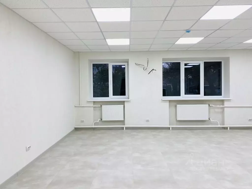Офис в Ростовская область, Батайск ул. Кирова, 51 (56 м) - Фото 2