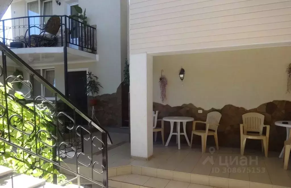 Дом в Крым, Алушта ул. Октябрьская, 18 (90 м) - Фото 0